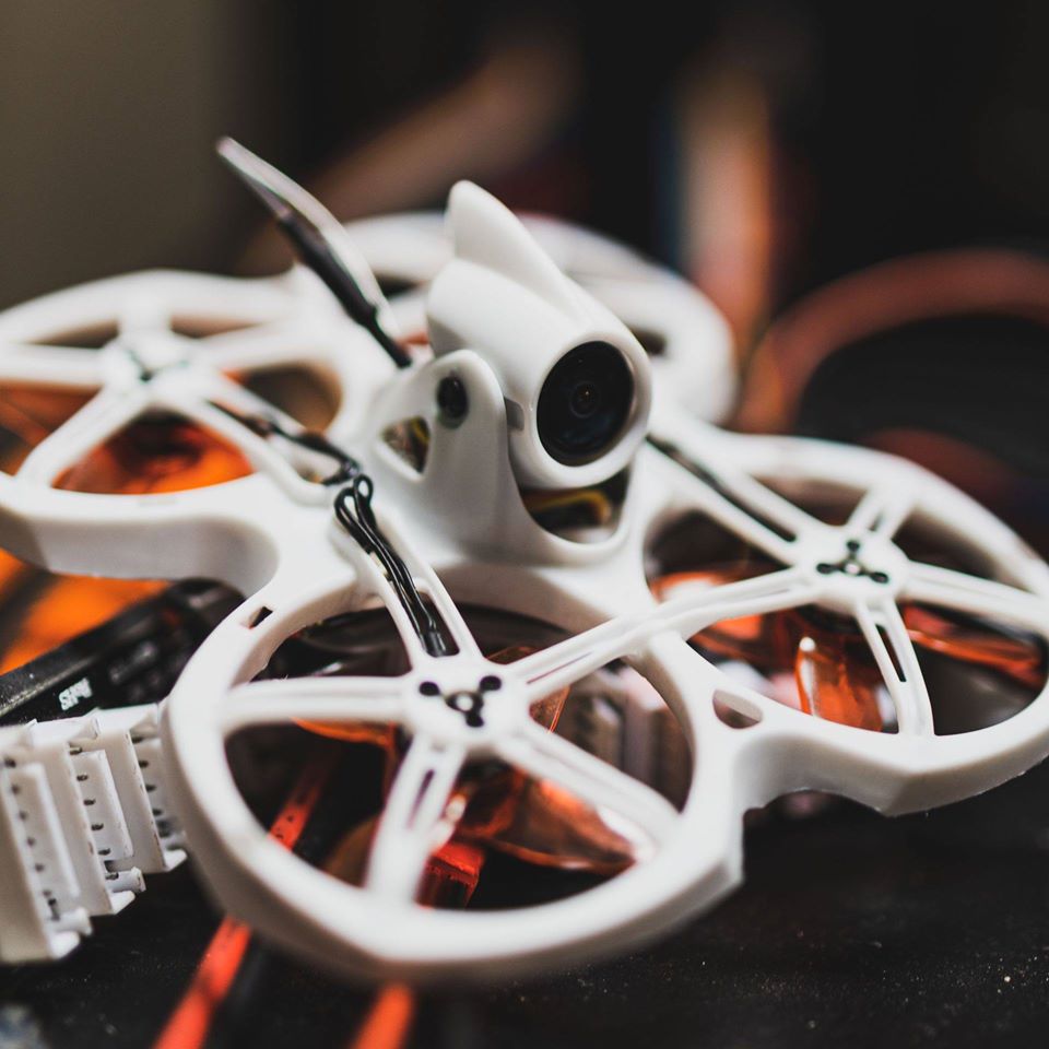 Emax Tinyhawk II 2 RTF FPV yar - Eachine Drone E010 incelemesi ve fiyatı